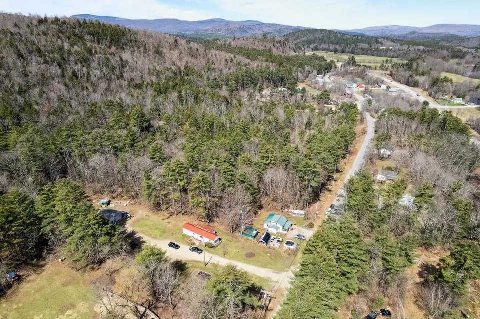 975 Old Route 25, Rumney, NH 03266 31 Photos Movoto