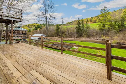49 Vt Rt 12, Pomfret, VT 05053