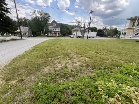 83 Main St, Ludlow, VT 05149 photo 6