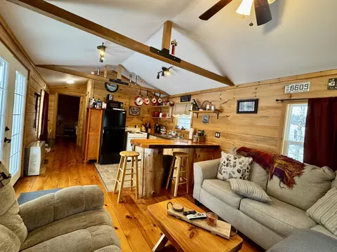 13 Darwin Dr, Stewartstown, NH 03576