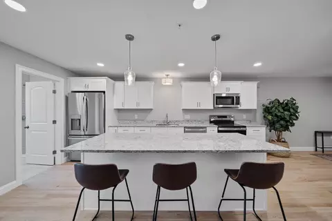 Kitchen - 2 Cypress Ln, Windham, NH 03087 photo 4 of 4