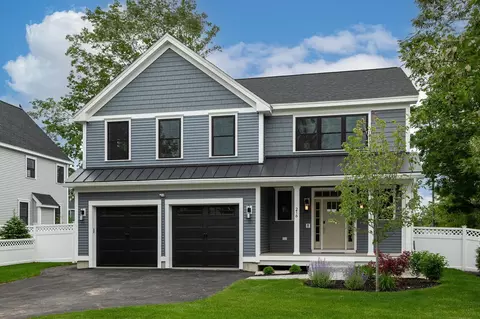 216 Woodbury Ave, Portsmouth, NH 03801