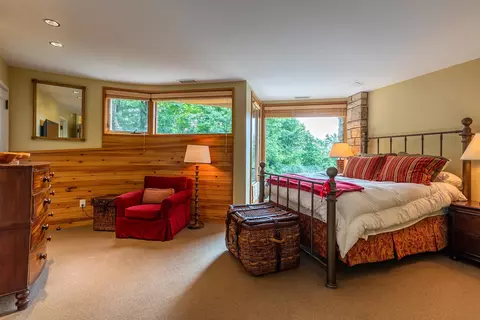 Bedroom - 454 Mountain Rd, Stratton, VT 05360 photo 4 of 4