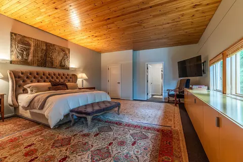 Bedroom - 454 Mountain Rd, Stratton, VT 05360 photo 1 of 4