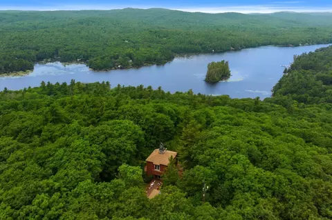 906 Shedd Hill Rd, Stoddard, NH 03464