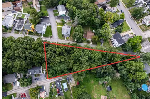 0 Huntress St, Manchester, NH 03102