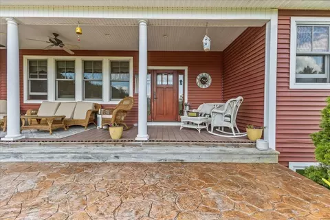 Exterior - 36 Emerson Dr, Jericho, VT 05465 photo 3 of 9