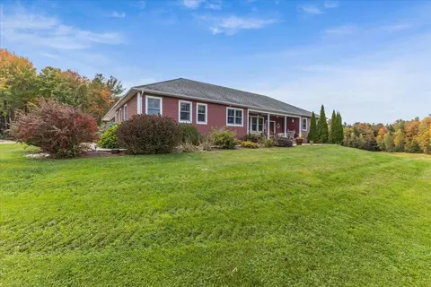 Exterior - 36 Emerson Dr, Jericho, VT 05465 photo 9 of 9