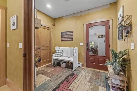 Entry Way - 36 Emerson Dr, Jericho, VT 05465 photo 2 of 2