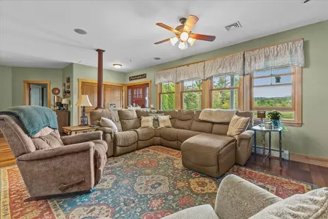 Living - 36 Emerson Dr, Jericho, VT 05465 photo 2 of 4
