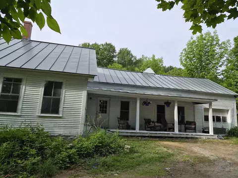 2402 Chelsea Rd, Corinth, VT 05039
