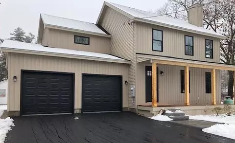 59 Hobart St, Concord, NH 03303