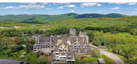 135 E Mountain Rd #1D5, Killington, VT 05751
