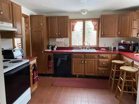Kitchen - 24 Antler Loop, Dover, VT 05356 photo 2 of 3