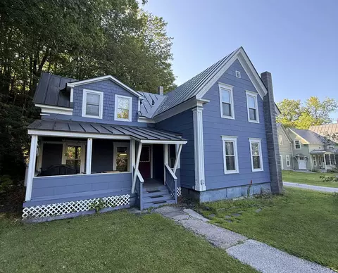 2 Pond St, Ludlow, VT 05149