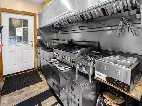 Kitchen - 25 31 North St, Proctor, VT 05765 photo 1 of 10