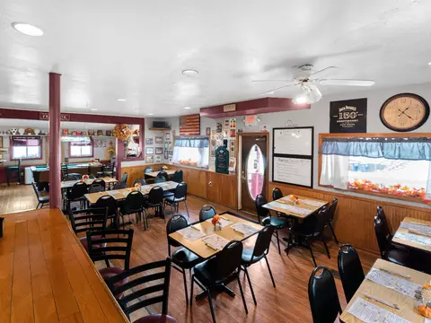 Dining - 25 31 North St, Proctor, VT 05765 photo 10 of 13