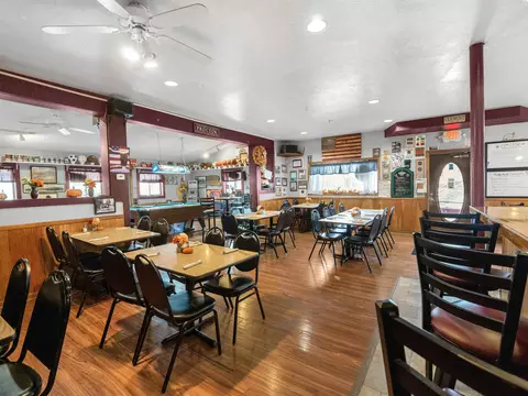 Dining - 25 31 North St, Proctor, VT 05765 photo 2 of 13