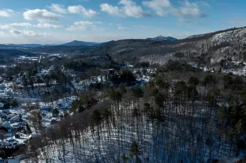 View/Area - 25 31 North St, Proctor, VT 05765 photo 3 of 11