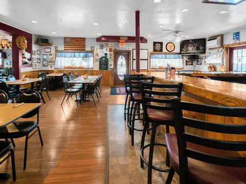Dining - 25 31 North St, Proctor, VT 05765 photo 12 of 13