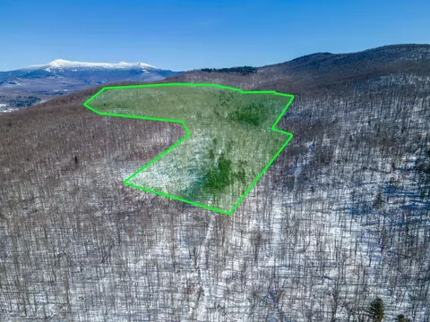 296 298 Vt Route 15, Jericho, VT 05465