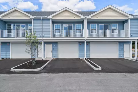 4 Tanager Cir #2, Concord, NH 03301