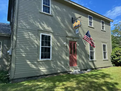 298 Second Nh Tpke, Hillsborough, NH 03244