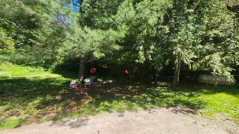 Exterior - 343 Haystack Rd, Wilmington, VT 05363 photo 4 of 7