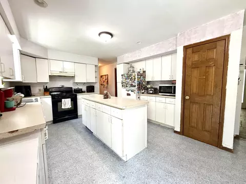 Kitchen - 343 Haystack Rd, Wilmington, VT 05363 photo 1 of 3