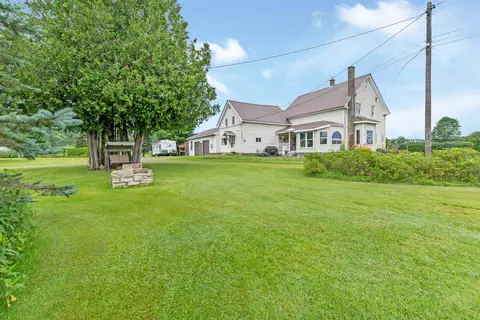 1455 Vt Route 102, Canaan, VT 05903