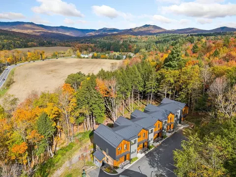 87 Slate Hill Rd # C, Stowe, VT 05672