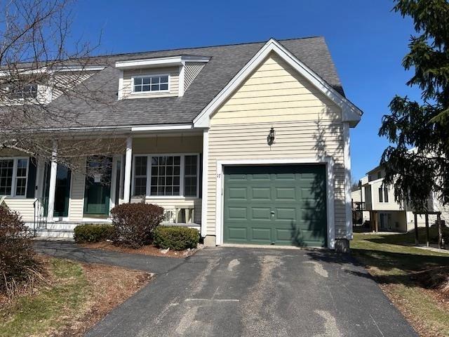 17 Sherwood Rd #17, Raymond, NH 03077 | MLS# 5035023 | 36 Photos - Movoto