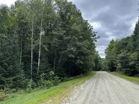 62 Patterson Rd, Wilmot, NH 03287