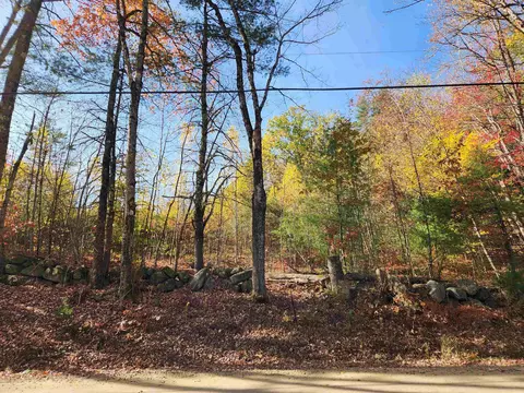 427 Shaker Rd, Loudon, NH 03307
