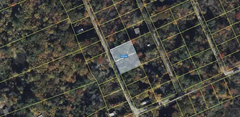 32-33 Red Fox Xing, Hillsborough, NH 03244