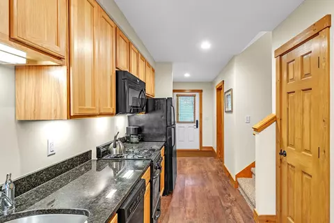 Entry Way - 19 White Pine Dr #4727, Jay, VT 05859 photo 6 of 8
