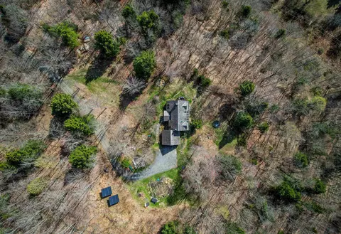 157 Mehuron Dr, Waitsfield, VT 05673