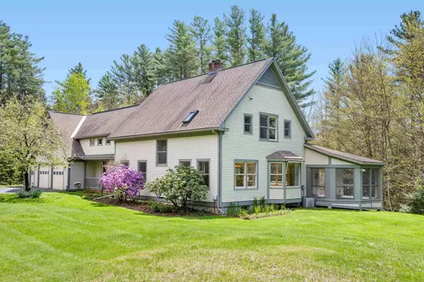 581 Perry Lea Rd, Waterbury, VT 05676
