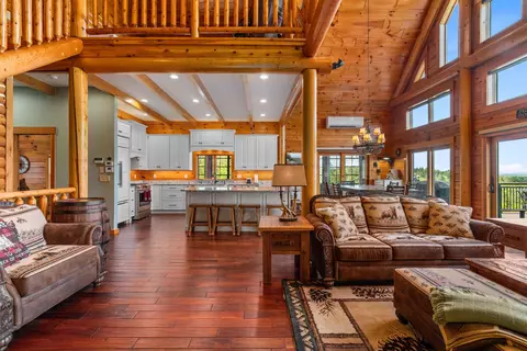 70 Peak Vista Ln, Madison, NH 03849