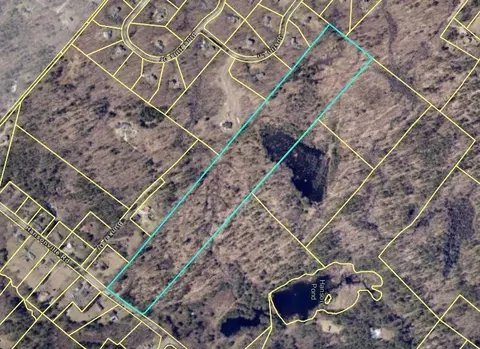 81 Hansonville Rd, Rochester, NH 03839