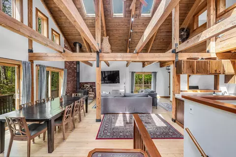 829 Pennel Hill Rd, Halifax, VT 05358