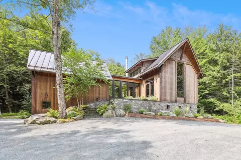249 Falls Brook Ln, Stowe, VT 05672