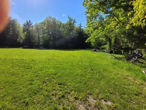 33 Willys Ln, Milton, VT 05468