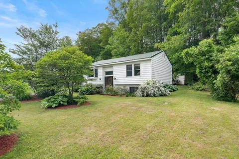 164 Chestnut St, Brattleboro, VT 05301