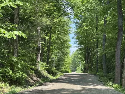 251 Phillips Hill Rd, Halifax, VT 05358