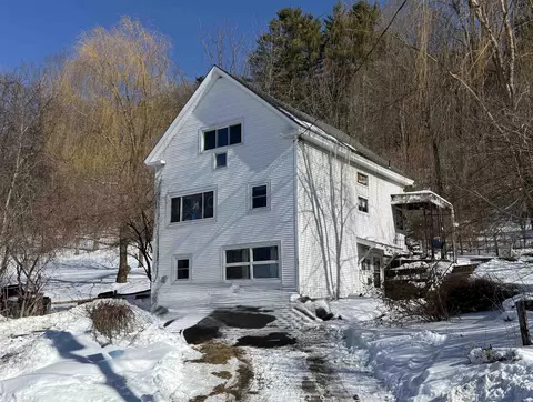 53 High St, Middlebury, VT 05753