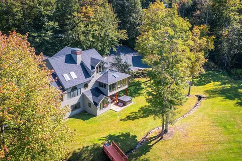 426 Roaring Brook Rd, Killington, VT 05751