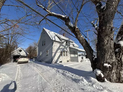 515 Washington Hwy, Morristown, VT 05661