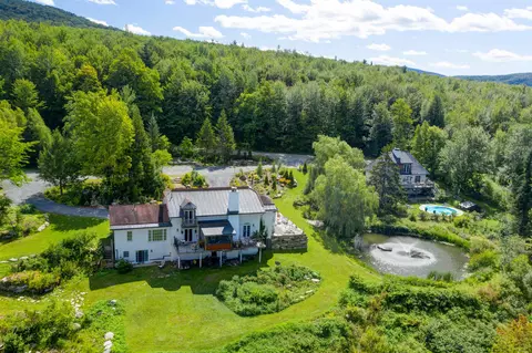 1205 Hazens Notch Rd, Montgomery, VT 05471