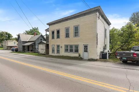 Exterior - 60 School St, Plainfield, VT 05667 photo 4 of 6